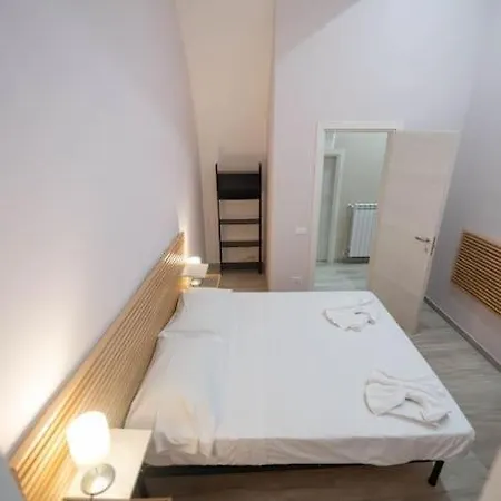 Apartament La Casa Di Lucia By Dimorra Neapol